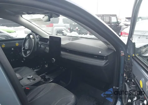 2023 Ford Mustang Mach-E Premium z USA, uszkodzony, nr VIN 3FMTK3SU1PMA06031